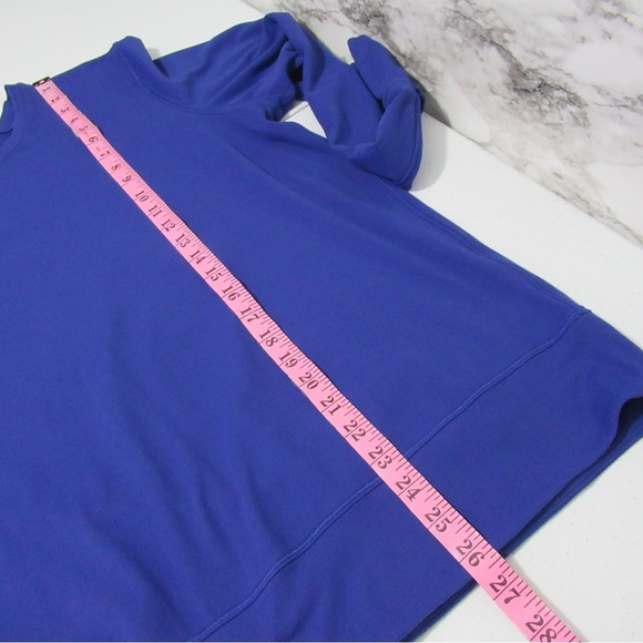 lululemon athletica Rush Hour Long Sleeve Top - Picture 10 of 13